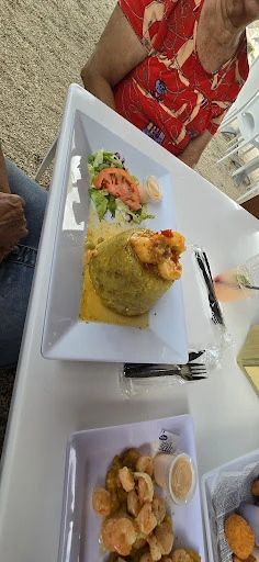 Bahia House Guest House Bar & Grill photo 1